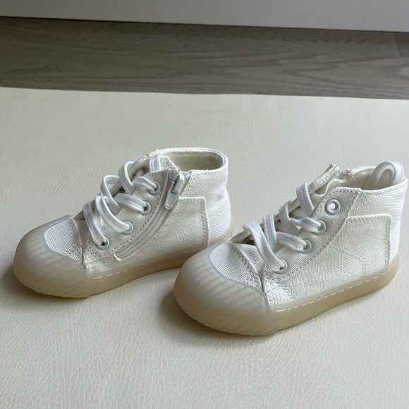 Zara Baby HighTop Sneakers Size 20/ US 4 - Picture 3 of 11